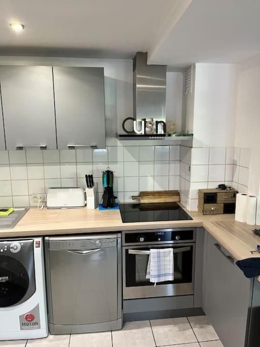 Tres Belle Appartement Plein Centre Ville トゥールコワン エクステリア 写真